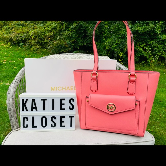 NWT MICHAEL KORS SHOULDER BAG! - Picture 6 of 9